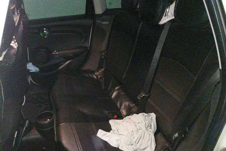 Used MINI 2016 1.5T COOPER Five-Door Edition Left Rear Seat