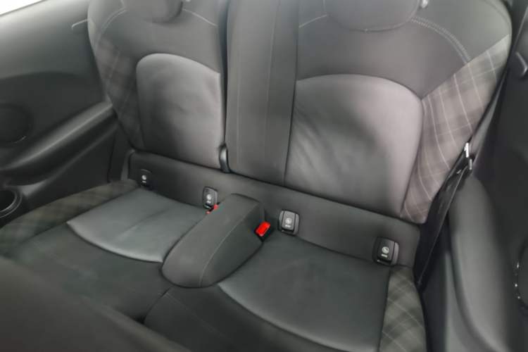 Used MINI 2016 1.5T COOPER Avant-Garde Left Rear Seat