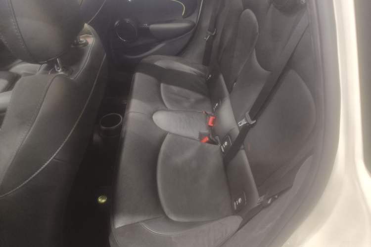 Used MINI 2016 1.5T COOPER Performance Edition 5-door version Left Rear Seat