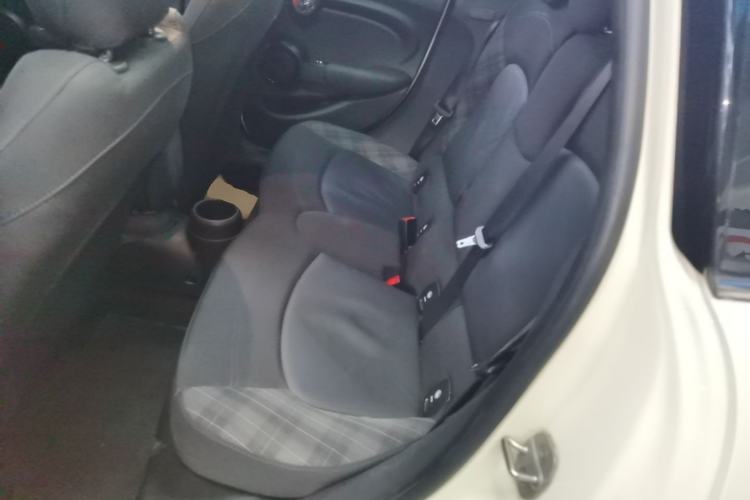 Used MINI 2016 1.5T COOPER Five-Door Edition Left Rear Seat
