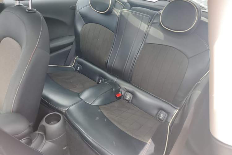 Used MINI 2016 1.2T ONE Pioneer Edition Left Rear Seat