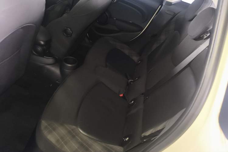 Used MINI 2016 1.5T COOPER Five-Door Edition Left Rear Seat