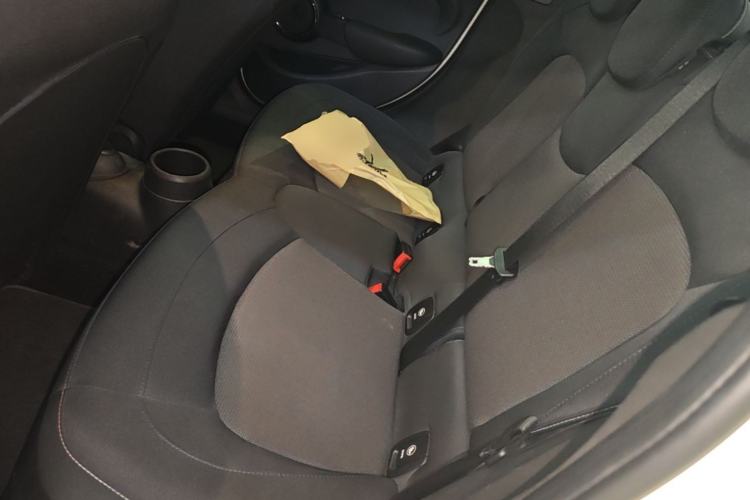 Used MINI 2016 1.2T ONE Pioneer Edition Five-Door Version Left Rear Seat