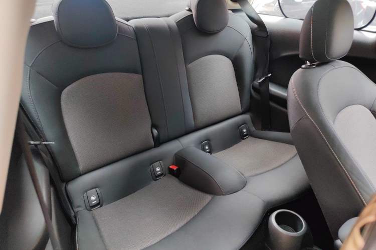 Used MINI 2016 1.2T ONE Pioneer Edition Left Rear Seat