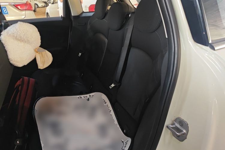Used MINI 2016 1.5T COOPER Pioneer Edition Five-Door Model Left Rear Seat
