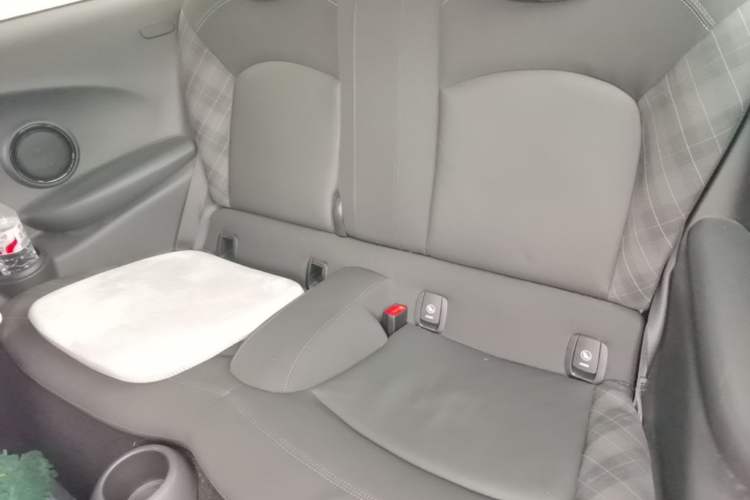 Used MINI 2016 1.5T COOPER Avant-Garde Left Rear Seat