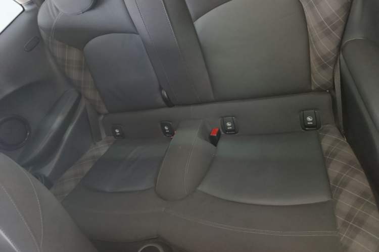 Used MINI 2016 1.5T COOPER Left Rear Seat