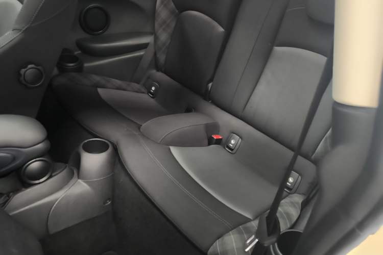 Used MINI 2016 1.5T COOPER Left Rear Seat