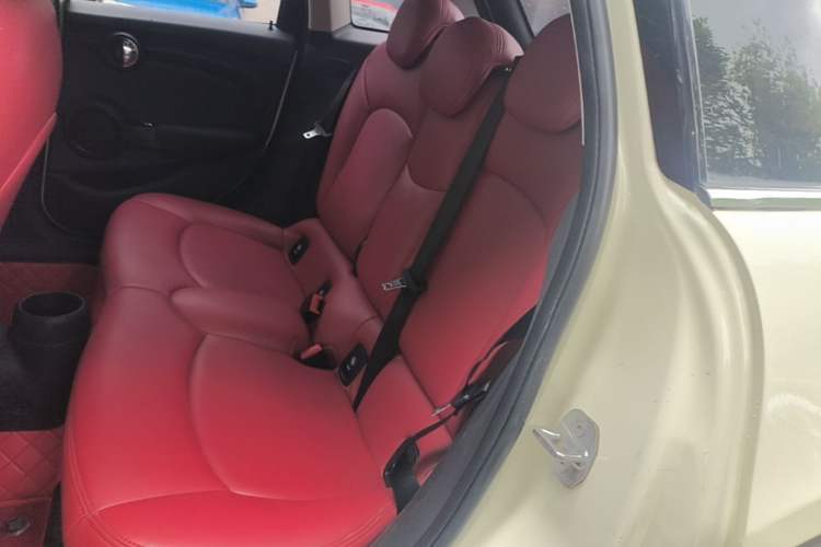 Used MINI 2016 1.2T ONE Five-Door Edition Left Rear Seat
