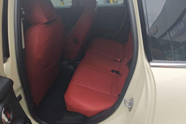 Used MINI 2016 1.5T COOPER Five-Door Edition Left Rear Seat