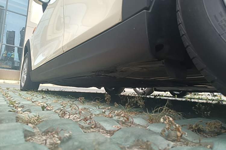 Used MINI 2016 1.2T ONE Five-Door Edition Left Side Sill