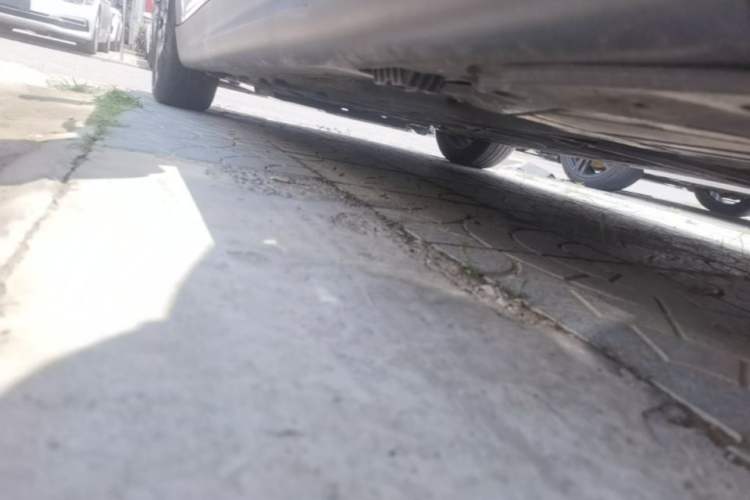 Used MINI 2016 1.5T COOPER Five-Door Edition Left Side Sill