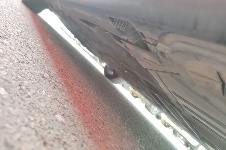 Used MINI 2016 2.0T COOPER S Pioneer Edition Five-Door Model Left Side Sill