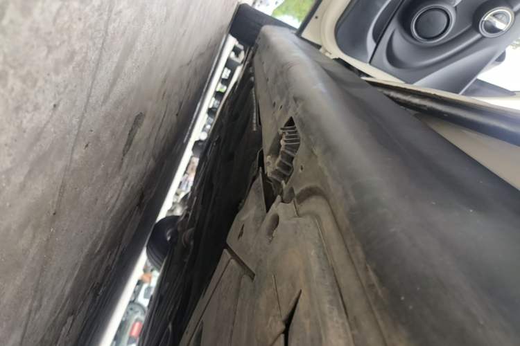 Used MINI 2016 1.2T ONE Five-Door Edition Left Side Sill