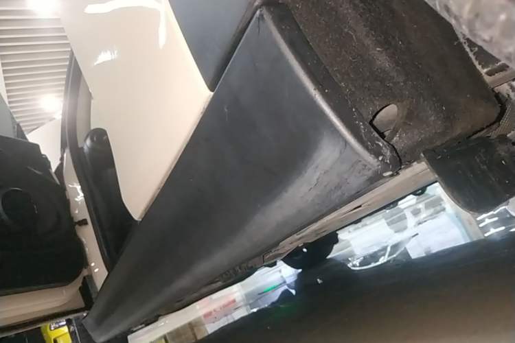 Used MINI 2016 1.5T COOPER Avant-Garde Left Side Sill