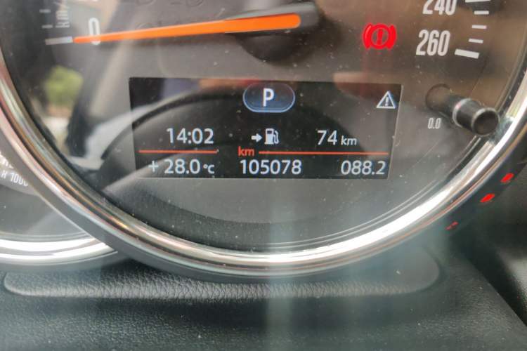 Used MINI 2016 1.2T ONE Pioneer Edition Odometer Close Up