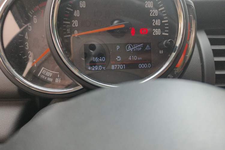 Used MINI 2016 1.2T ONE Pioneer Edition Five-Door Version Odometer Close Up