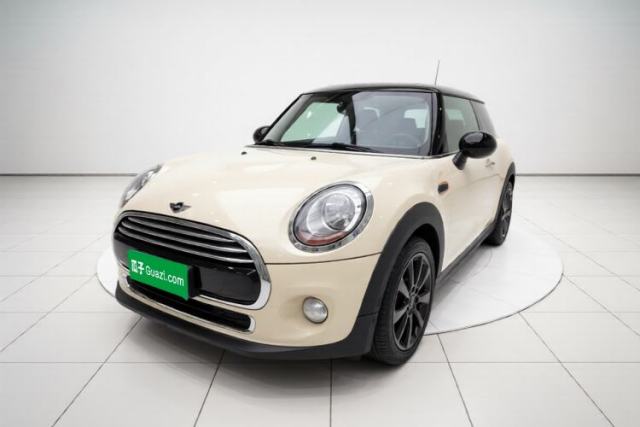 Używany MINI 2016 1.5T COOPER