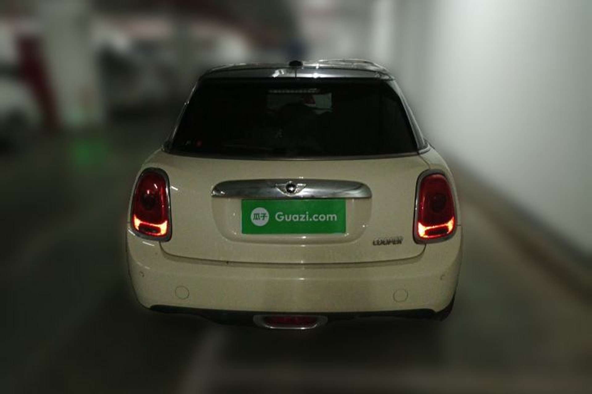 Used MINI 2016 1.5T COOPER Five-Door Edition Rear