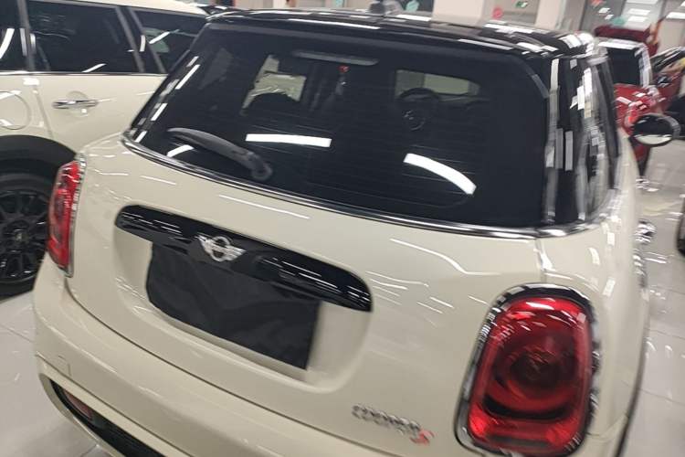 Used MINI 2016 2.0T COOPER S Five-Door Edition Rear