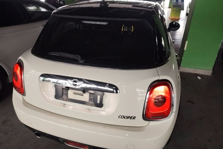 Used MINI 2016 1.5T COOPER Five-Door Edition Rear