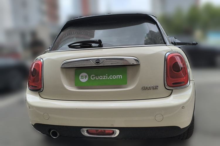 Used MINI 2016 1.5T COOPER Five-Door Edition Rear