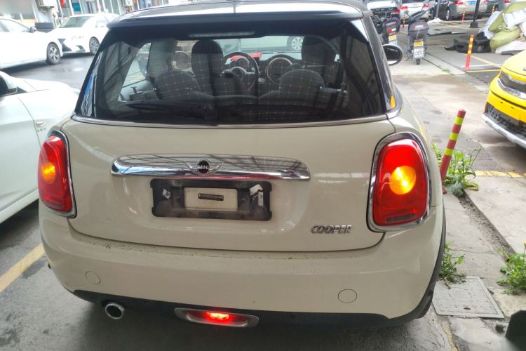 Used MINI 2016 1.5T COOPER Rear