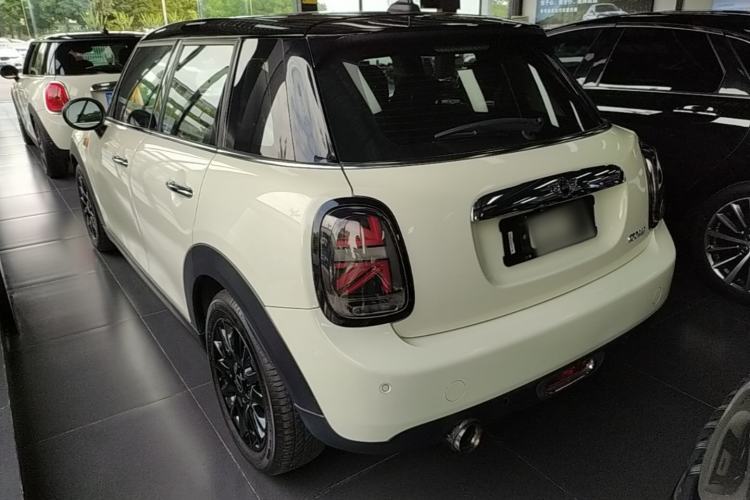 Used MINI 2016 1.5T COOPER Five-Door Edition Rear Left 45 Deg