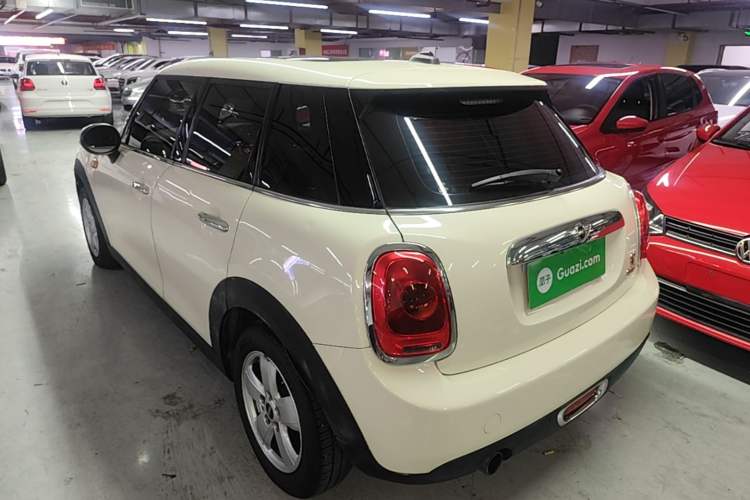 Used MINI 2016 1.2T ONE Five-Door Edition Rear Left 45 Deg