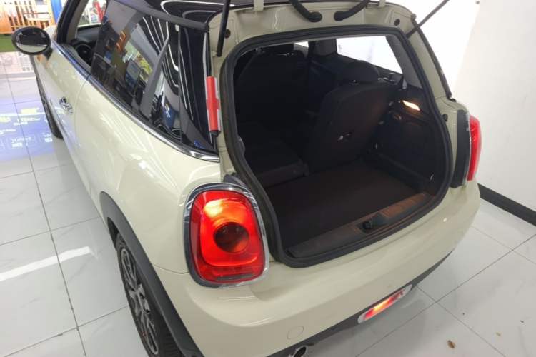 Used MINI 2016 1.5T COOPER Rear Left 45 Deg