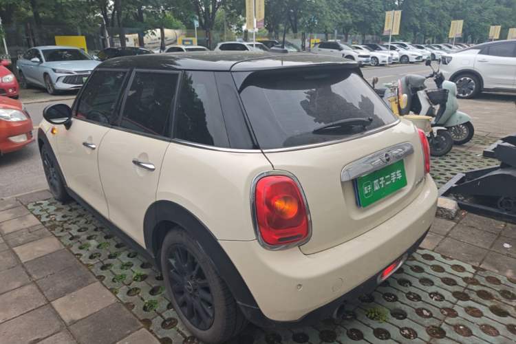 Used MINI 2016 1.5T COOPER Five-Door Edition Rear Left 45 Deg