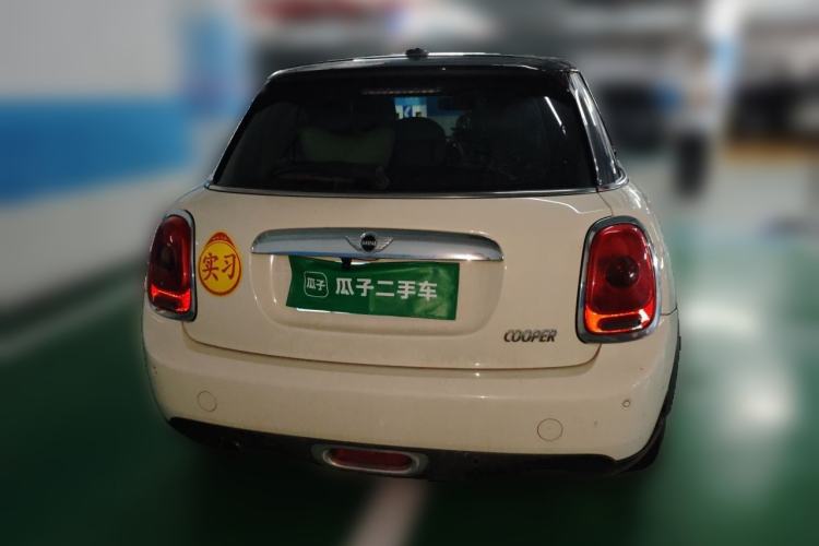 Used MINI 2016 1.5T COOPER Five-Door Edition Rear