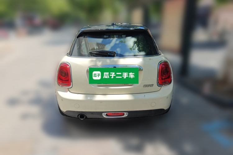 Used MINI 2016 1.5T COOPER Pioneer Edition Five-Door Model Rear