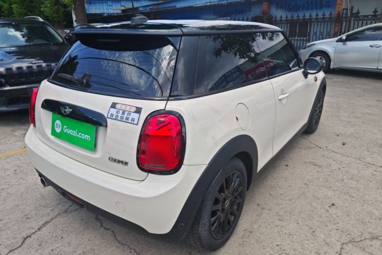 Used MINI 2016 1.5T COOPER Rear Right 45 Deg