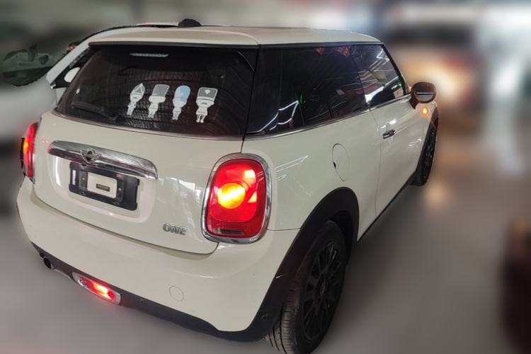 Used MINI 2016 1.5T COOPER Rear Right 45 Deg
