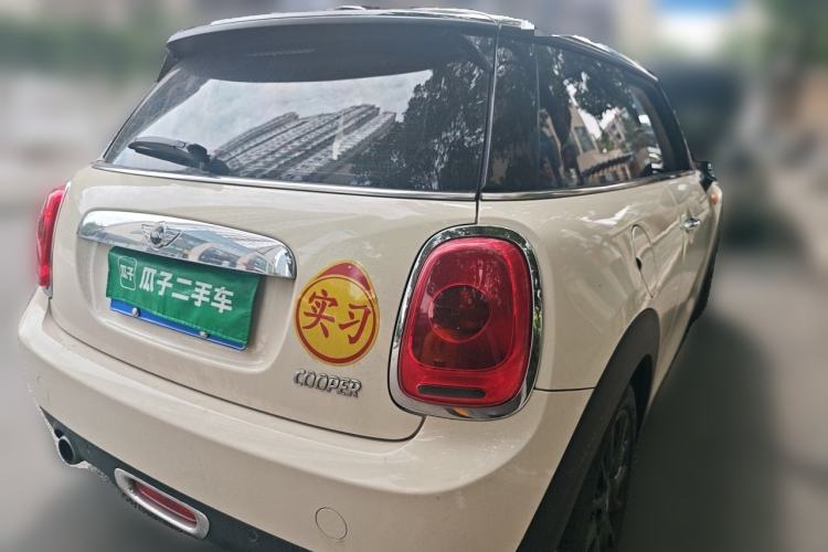 Used MINI 2016 1.5T COOPER Rear Right 45 Deg