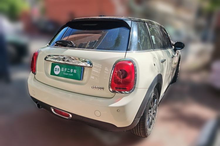 Used MINI 2016 1.5T COOPER Five-Door Edition Rear Right 45 Deg