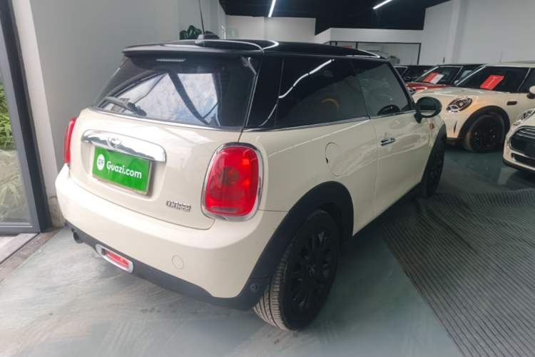 Used MINI 2016 1.5T COOPER Rear Right 45 Deg