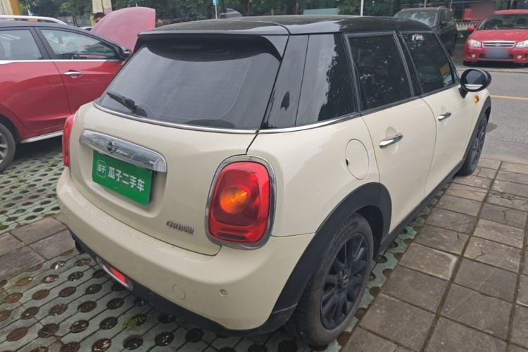 Used MINI 2016 1.5T COOPER Five-Door Edition Rear Right 45 Deg