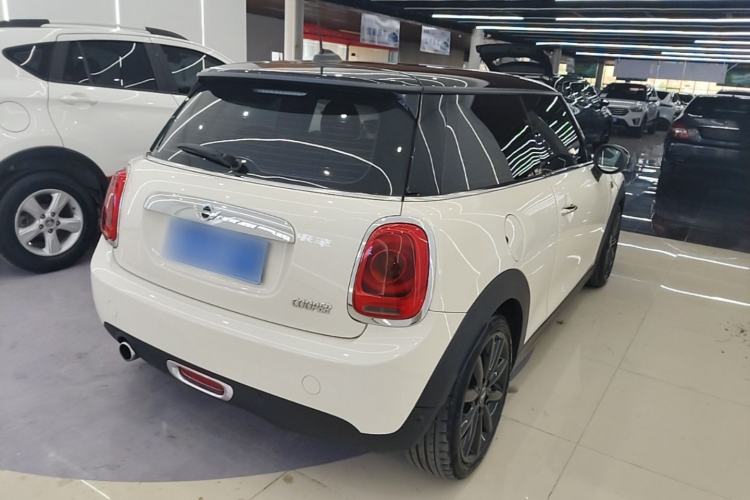 Used MINI 2016 1.5T COOPER Avant-Garde Rear Right 45 Deg