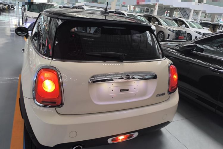 Used MINI 2016 1.5T COOPER Rear
