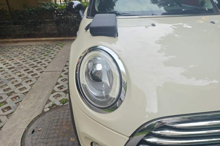 Used MINI 2016 1.5T COOPER Avant-Garde Right Front Headlight