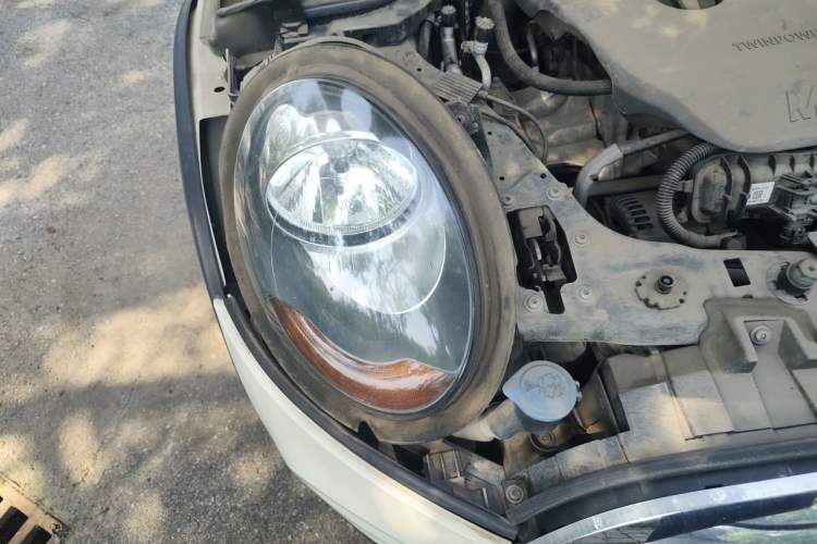 Used MINI 2016 1.2T ONE Pioneer Edition Five-Door Version Right Front Headlight