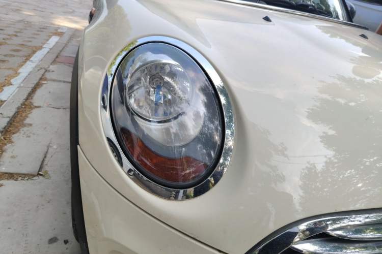 Used MINI 2016 1.5T COOPER Right Front Headlight