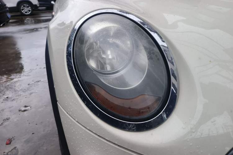 Used MINI 2016 1.5T COOPER Five-Door Edition Right Front Headlight