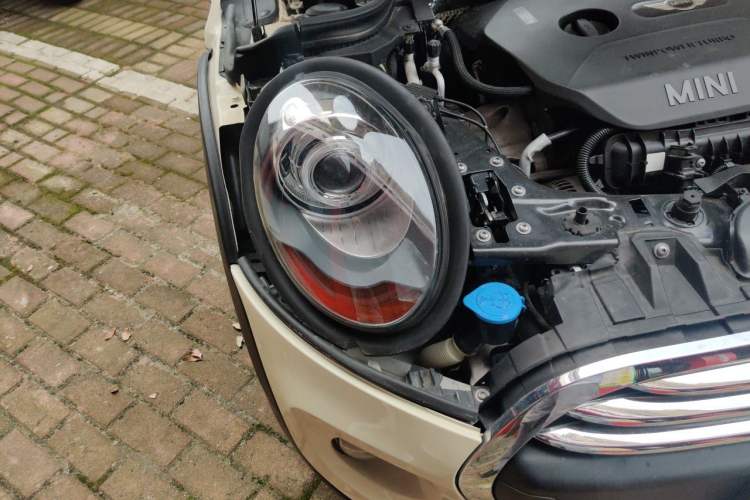 Used MINI 2016 1.2T ONE Pioneer Edition Right Front Headlight