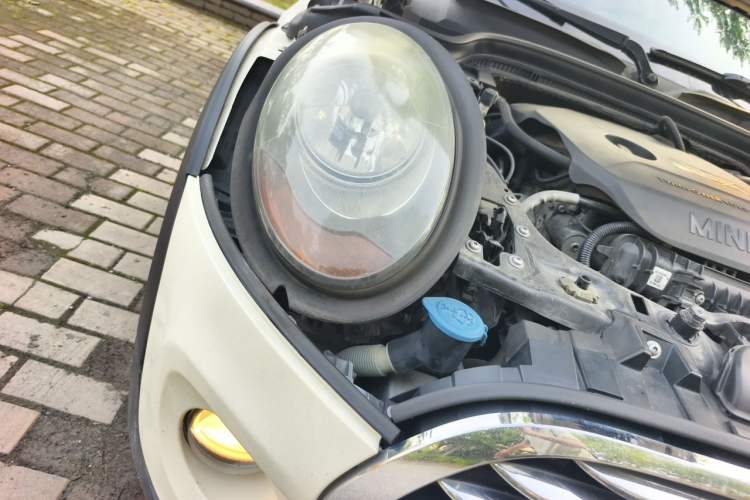 Used MINI 2016 1.5T COOPER Right Front Headlight
