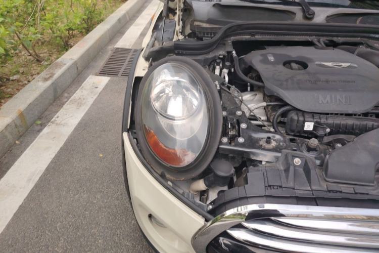 Used MINI 2016 1.5T COOPER Five-Door Edition Right Front Headlight