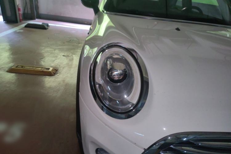Used MINI 2016 1.5T COOPER Right Front Headlight