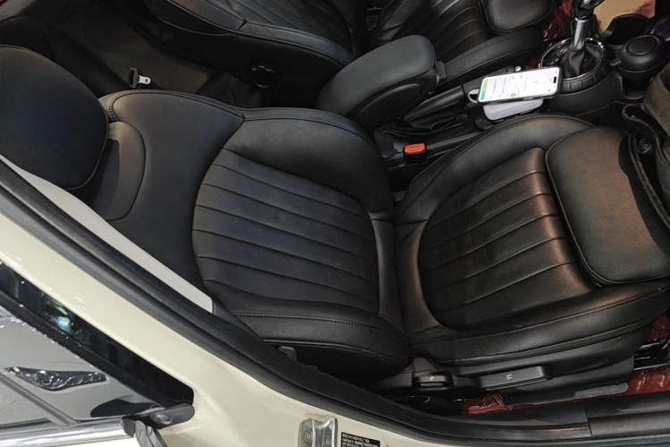 Used MINI 2016 2.0T COOPER S Five-Door Edition Right Front Seat